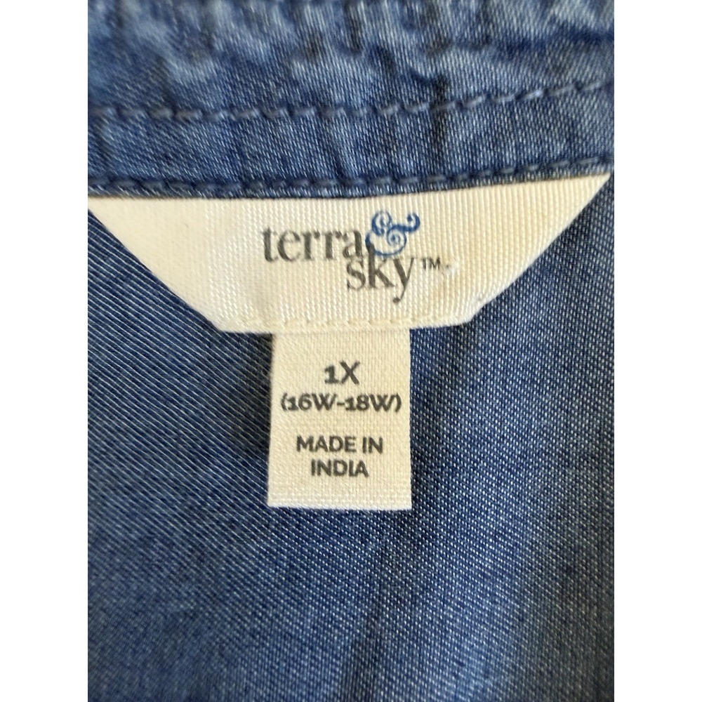 Terra & Sky Chambray Top 1X Lyocell Button Front Sleeveless Blue Casual Everyday - Picture 12 of 13